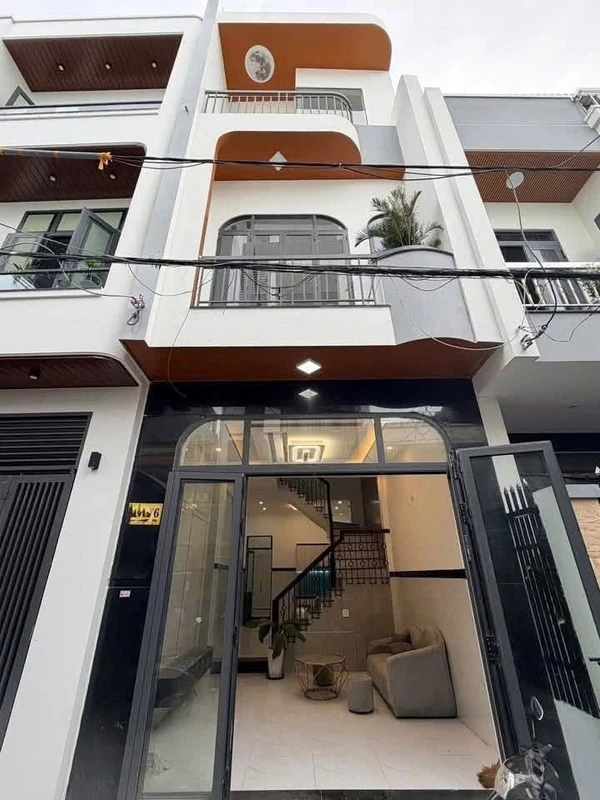Bán nhà hẻm 3 tầng 46.7m² Hoàng Văn Thụ Quy Nhơn