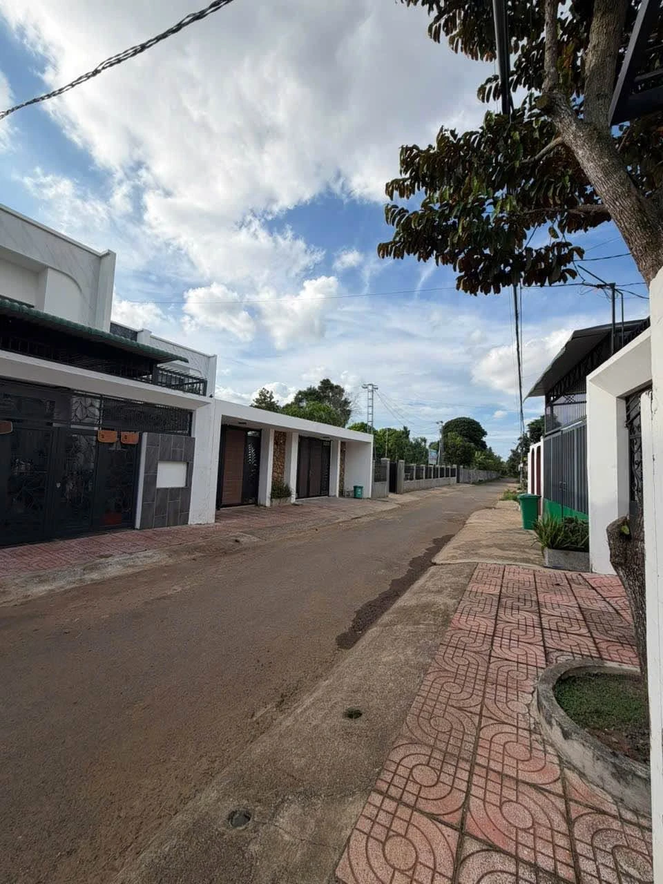 Nhà 3PN bán 3tỷ990 Y Wang, Buôn Ma Thuột 100m² - Ảnh 1