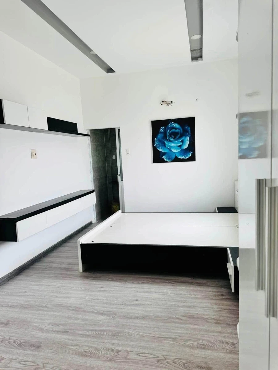 Bán nhà lầu mặt tiền đường Hiền Vương, 73m2, 2PN, giá 3,5 tỷ, Thanh Hải, Phan Thiết - Ảnh thu nhỏ 4