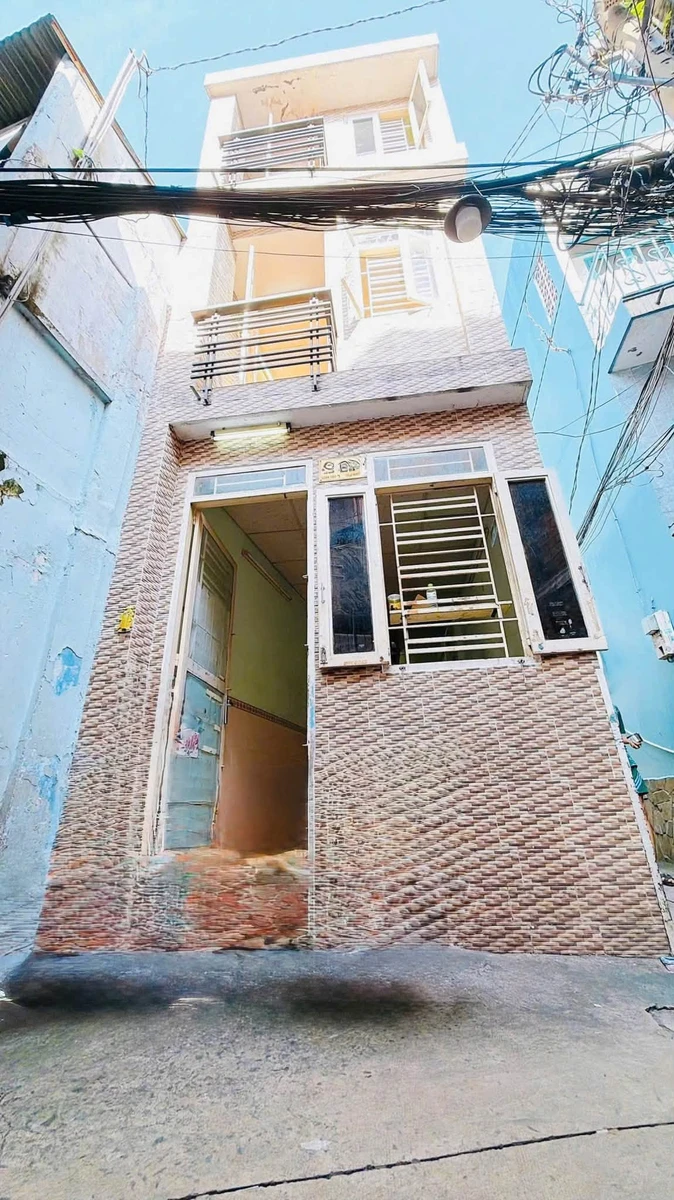 Bán nhà 2 tầng Đoàn Văn Bơ, Quận 4, 45m2, 2,55 tỷ - Ảnh 1