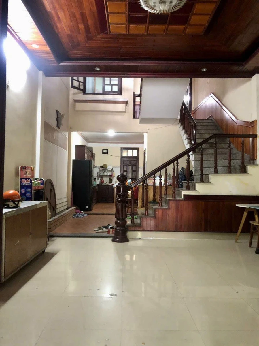 Bán nhà 3 tầng mặt tiền Hoàng Văn Thái 94m², 6,5 tỷ, Gò Vấp - Ảnh 1