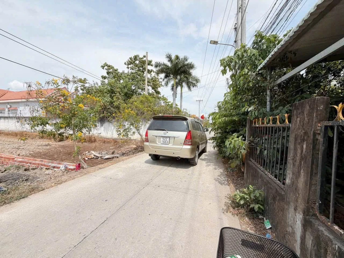 Nhà cấp 4 bán 1 tỷ 700 triệu, 101m², 2PN gần Cầu Mồng Gà - Ảnh 1
