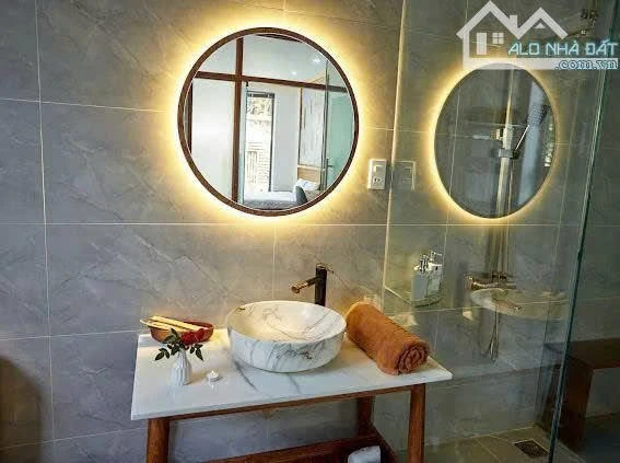 Bán biệt thự góc 2 mặt tiền 250m² 7 phòng 25 tỷ Đà Lạt - Ảnh thu nhỏ 2