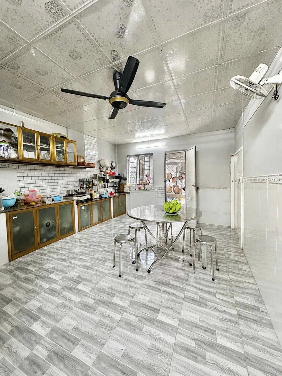 Bán nhà 1 trệt 1 lầu mặt tiền Lý Thị Huê, 94.5m², 2 tỷ - Ảnh thu nhỏ 3