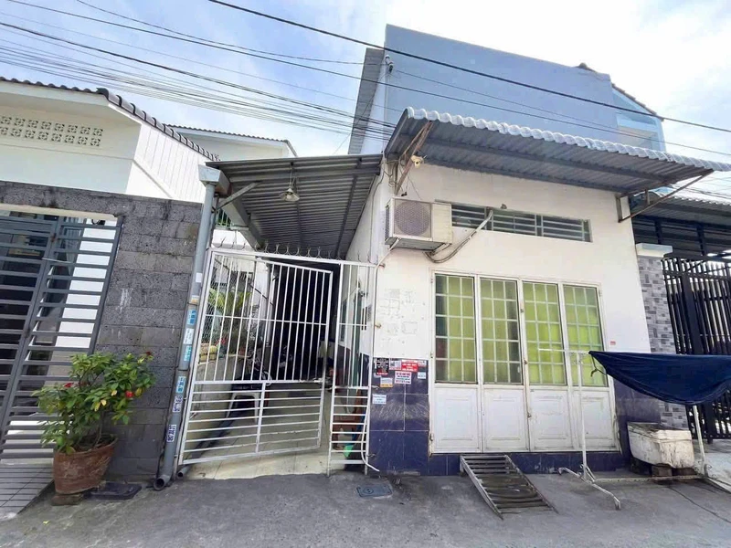 Bán dãy trọ 109.6m2 đường Lê Văn Thuấn, Cần Thơ