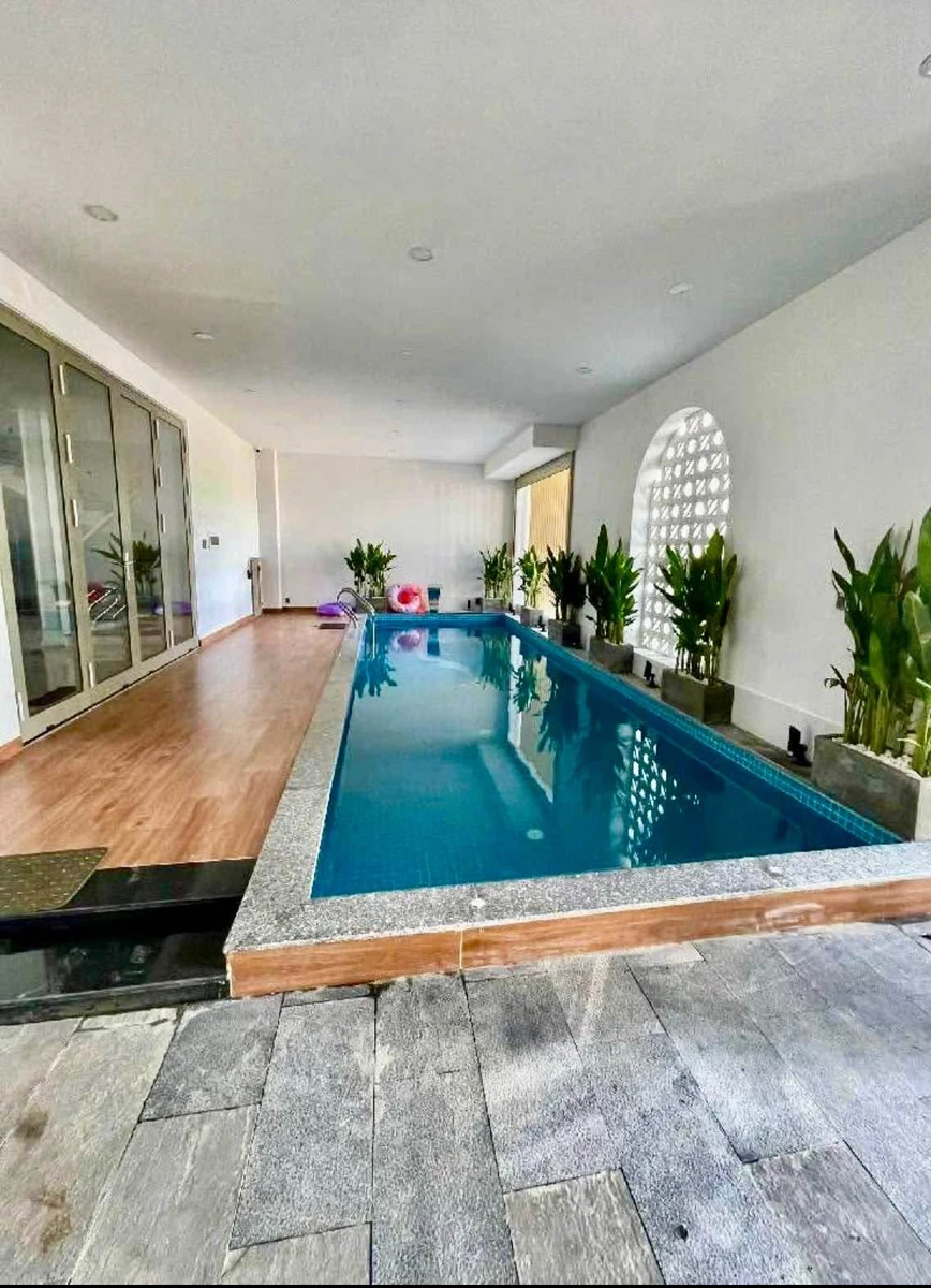 Bán villa 3 tầng 270m² KĐT Nam Việt Á view sông Hàn, 6 phòng ngủ, có hồ bơi, Đà Nẵng - Ảnh thu nhỏ 2
