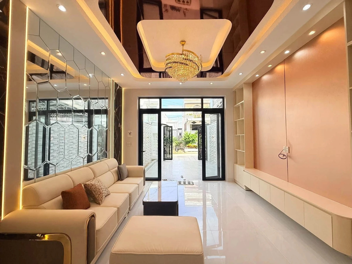 Bán nhà hẽm 4,3x23,2m (99,76m²) 4PN 3WC Quận 12 - 2 tỷ 860 - Ảnh 1