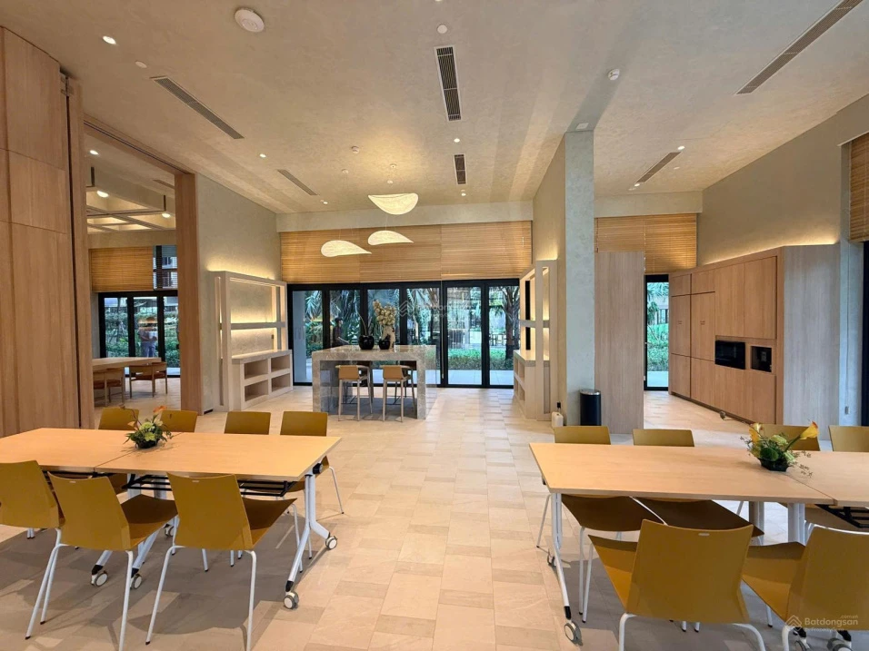 Chính chủ cho thuê 10 căn giá rẻ, hướng Đông Nam view bể bơi, đồ cơ bản hoặc full đồ nội thất. - Ảnh thu nhỏ 2