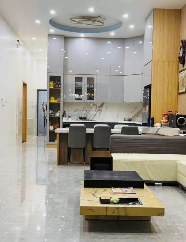Bán biệt thự mái Thái 219m² 3 phòng ngủ, giá 3 tỷ, Tân Bình - Ảnh thu nhỏ 3