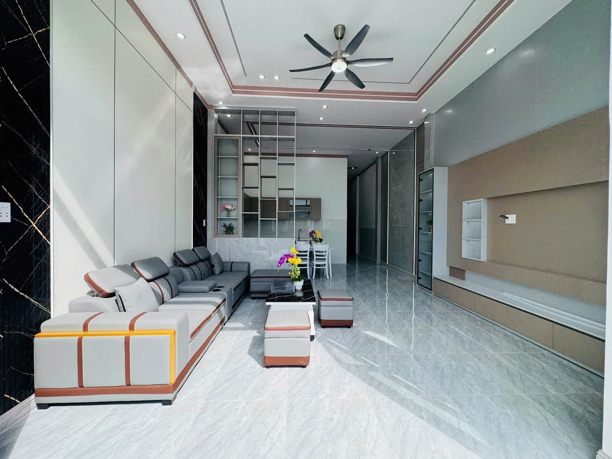 Bán nhà 5x20 (100m2) 2 phòng ngủ, sân ô tô tại Tân Định, Bến Cát, Bình Dương - Ảnh thu nhỏ 2