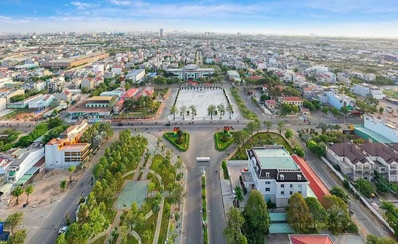 Bán nhà Dĩ An 100m2 nhỉnh 6 tỷ gần TTHC - Ảnh 1