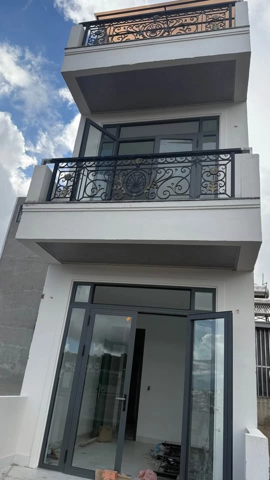 Nhà mới xây 55m2, 4 phòng ngủ đường Mê Linh, Đà Lạt - Ảnh 1