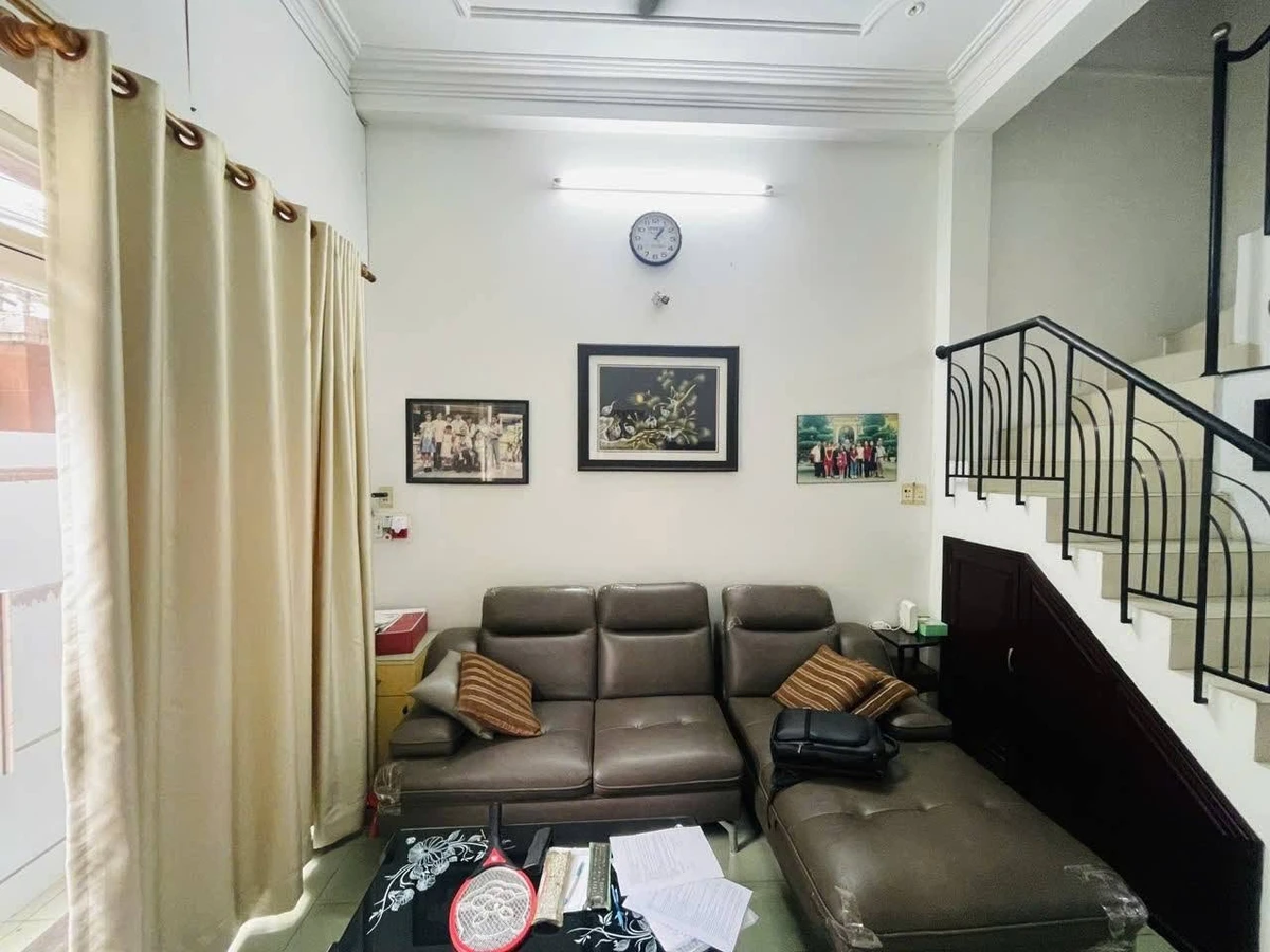 Bán nhà hẻm xe tải 50m2, 4PN 3WC Tân Bình 8 tỷ - Ảnh thu nhỏ 3