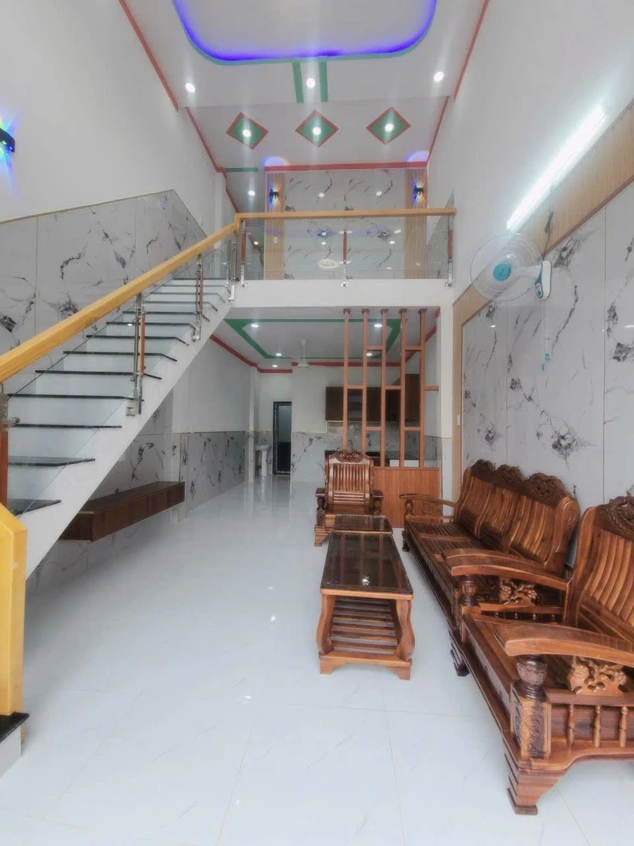 Bán nhà 60m² 3 phòng ngủ Bình Chuẩn 1,579 tỷ - Ảnh thu nhỏ 2