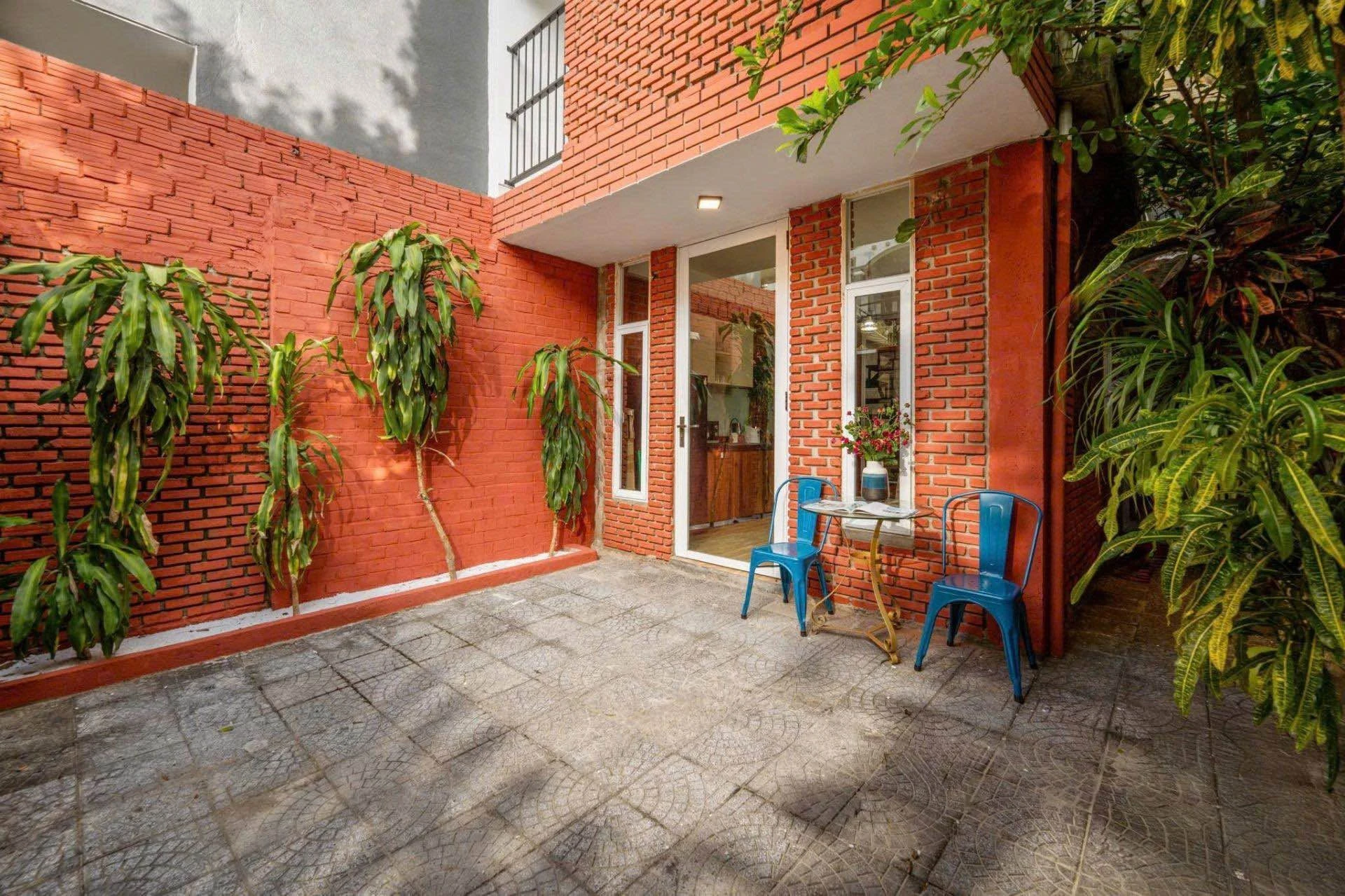 Bán đất tặng homestay 2 tầng cách biển Mân Thái 300m, 95m2, giá 11 tỷ - Ảnh 1