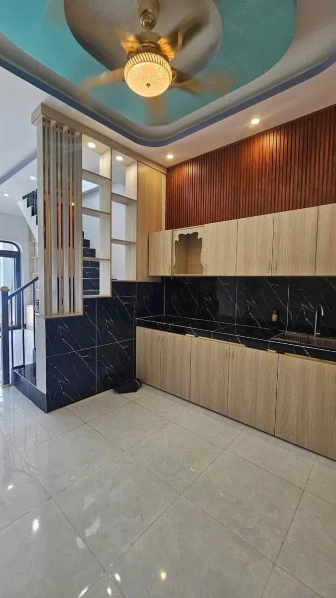 Bán nhà 1 trệt 1 lầu 55m² Rạch Giá An Giang 1 tỷ 650 triệu - Ảnh thu nhỏ 5