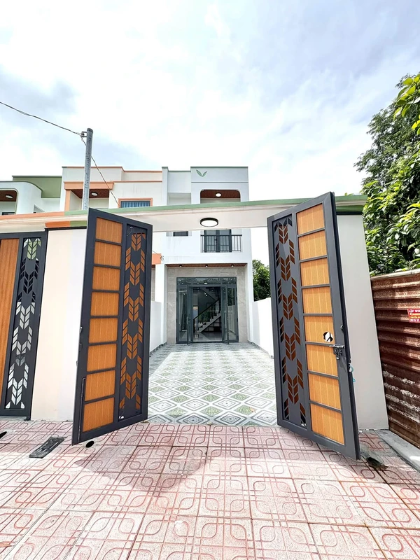 Bán nhà lầu hơn 112m2, 3 phòng ngủ gần chợ Thạnh Phú, Tân Triều, Đồng Nai