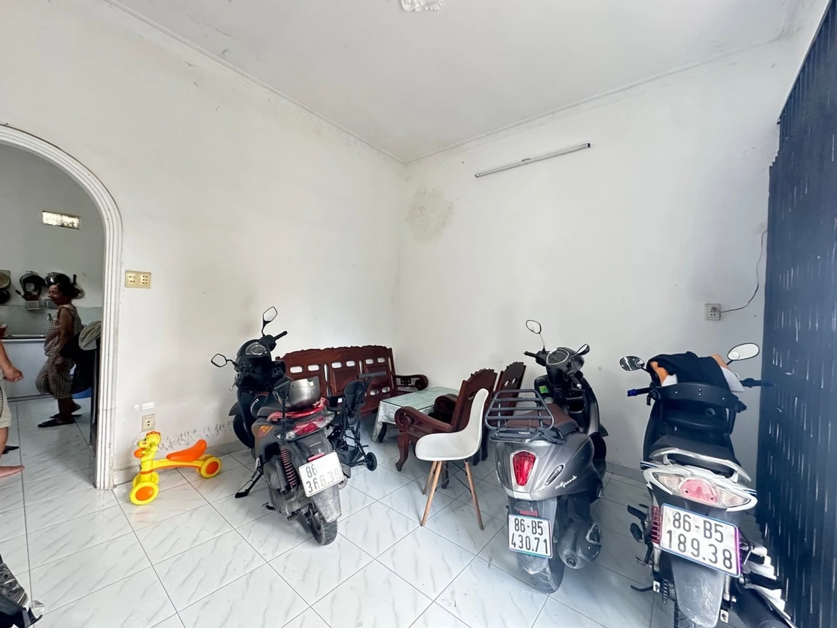 Bán nhà 3 tầng 74m² hẻm 5m Đường Số 5, Linh Tây, Thủ Đức - 7,9 tỷ - Ảnh thu nhỏ 2