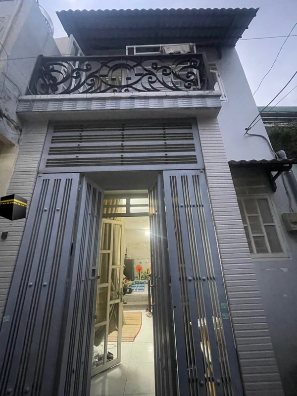 Bán nhà 35m2, 3 phòng, Nhật Tảo, Quận 10 490trieu