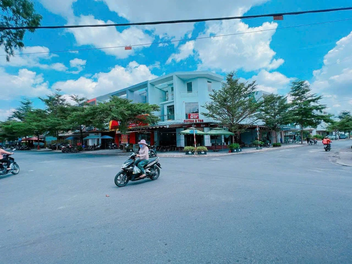 Bán nhà 1 trệt 2 lầu 85m2 Sunshine Tam Hiệp Đồng Nai - Ảnh 1