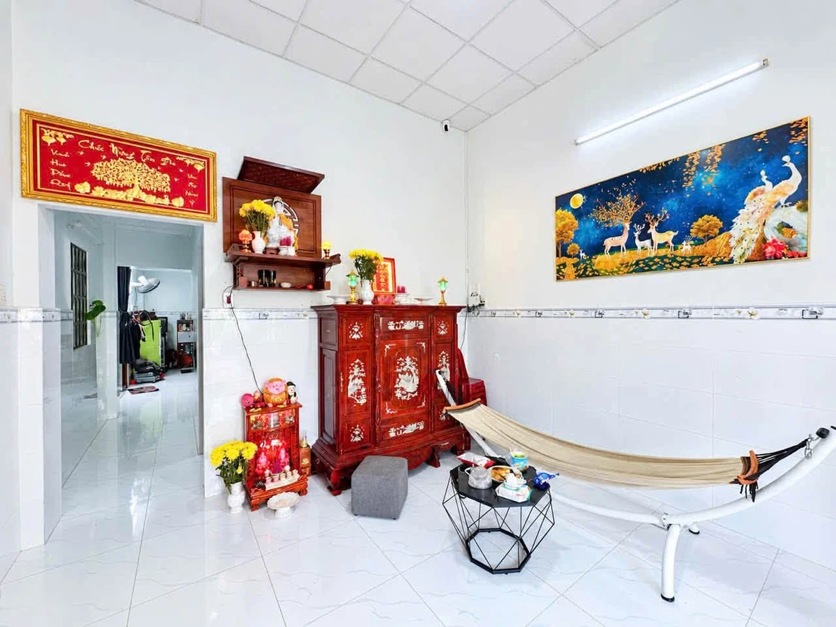 Bán nhà 62m² ngang 5m, trệt + gác lửng, 3 phòng ngủ, hẻm xe hơi gần chợ đầu mối Thủ Đức - Ảnh thu nhỏ 3