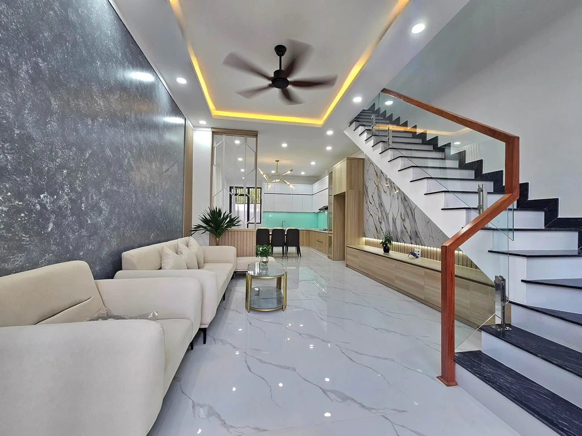 Bán nhà 1 trệt 2 lầu mặt tiền 60m² Định Hoà Quận 12 - Ảnh thu nhỏ 2
