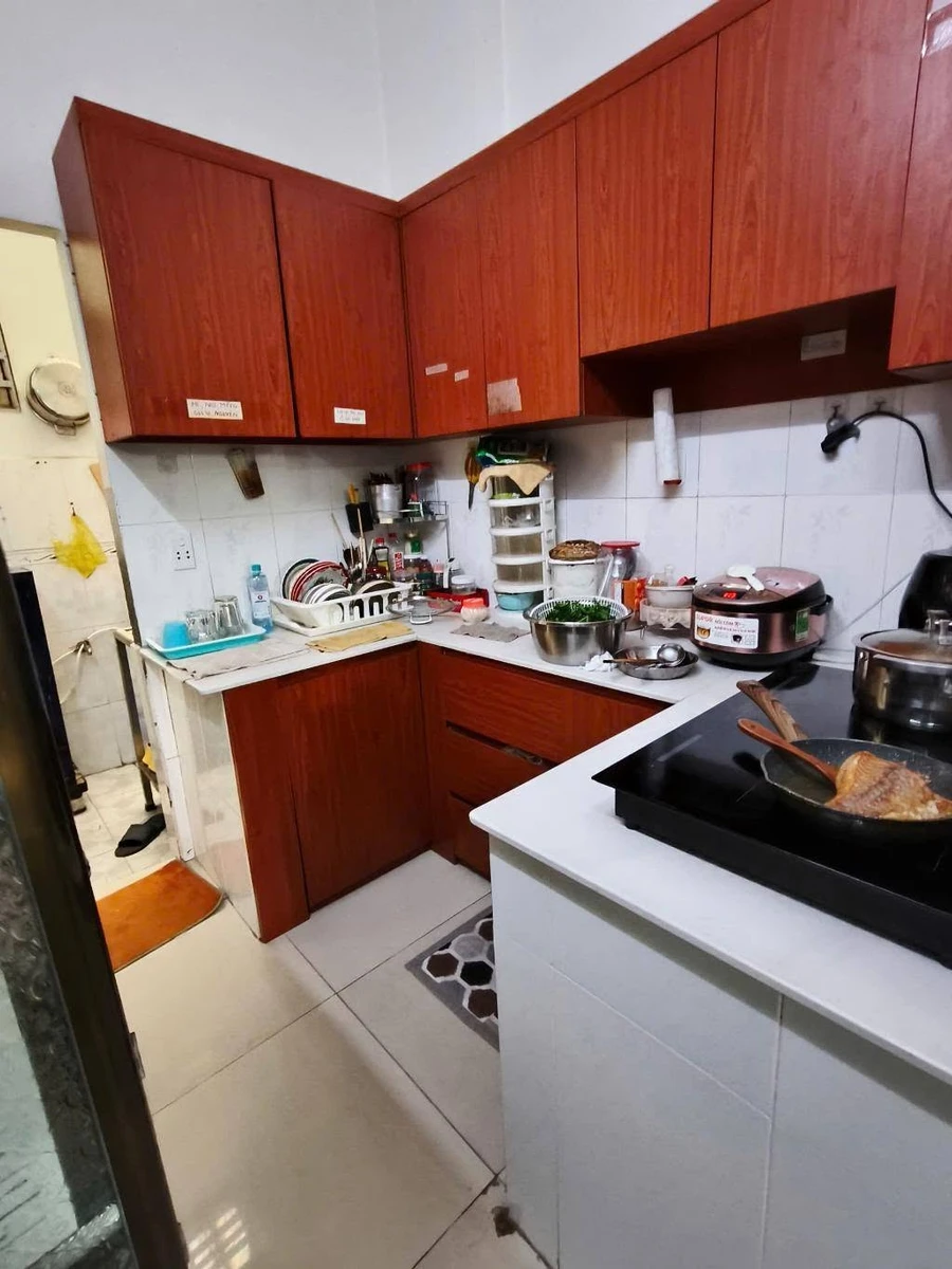 Nhà 2 tầng hẻm xe hơi 90m² Dĩ An giá 3.2 tỷ - Ảnh thu nhỏ 3