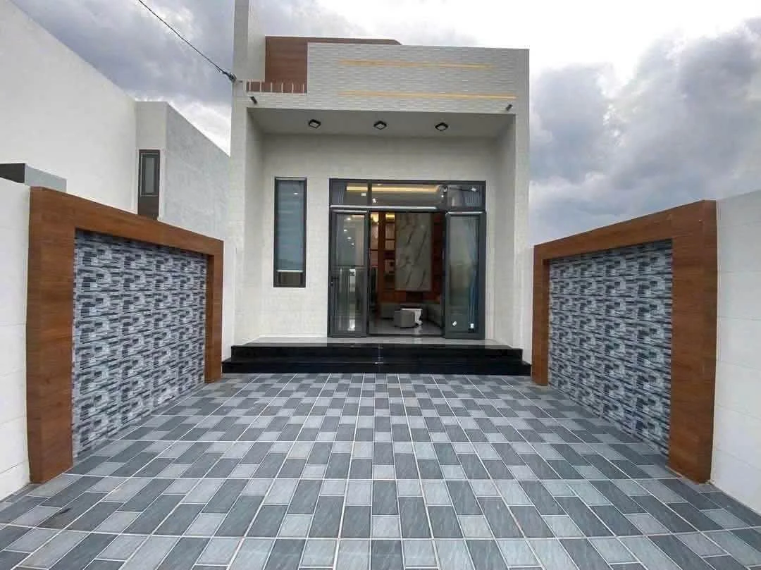 Bán nhà kiên cố 80m² gần chợ Long Tân 1 tỷ 449 triệu - Ảnh 1