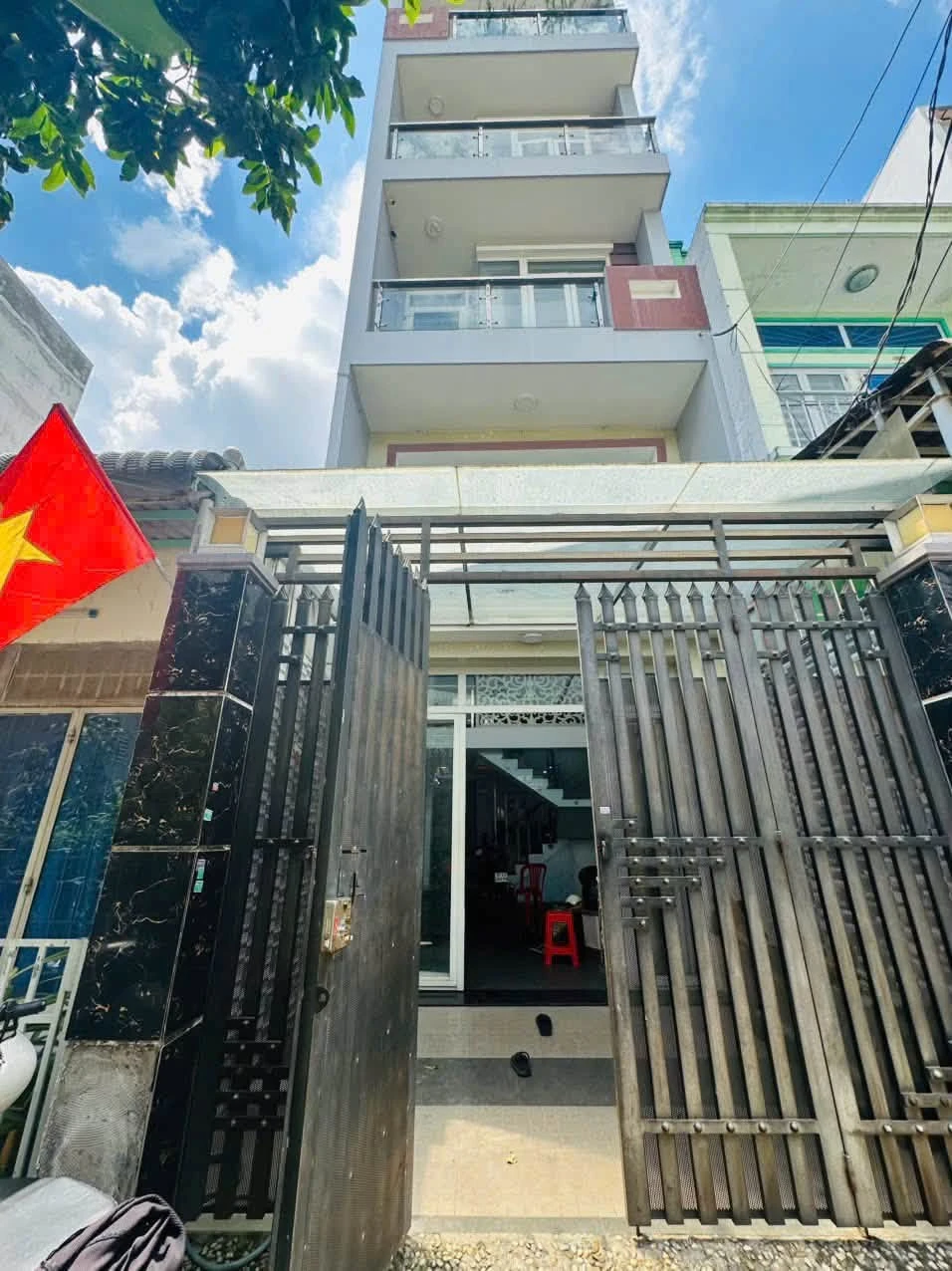 Cho thuê nhà nguyên căn 5PN 60m² Lê Đình Cẩn, Bình Tân - 12 triệu/tháng - Ảnh 1