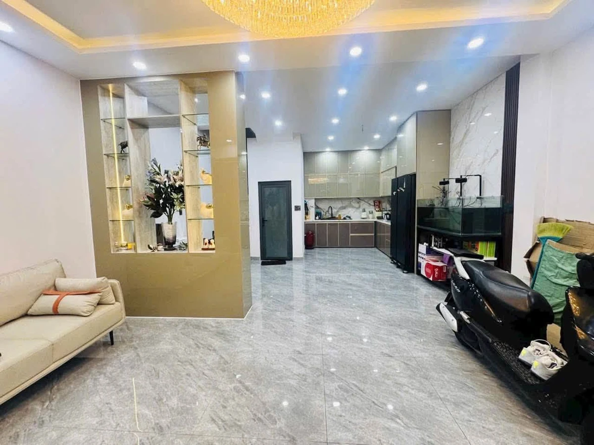 Bán nhà hẻm xe hơi Hồng Bàng Quận 11, 46m2, 1 trệt 4 lầu, 11,2 tỷ - Ảnh thu nhỏ 2