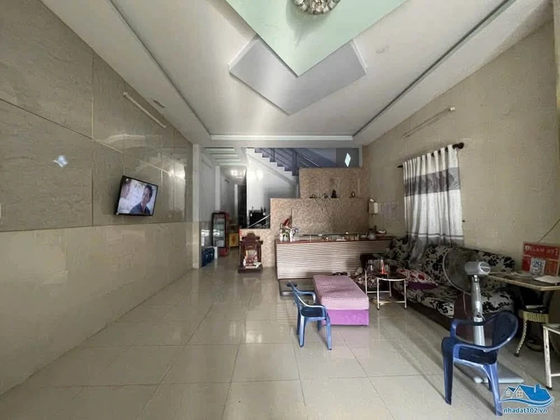 Bán khách sạn 164,3m² đường Nguyễn Trung Trực, Rạch Giá, 5 tỷ