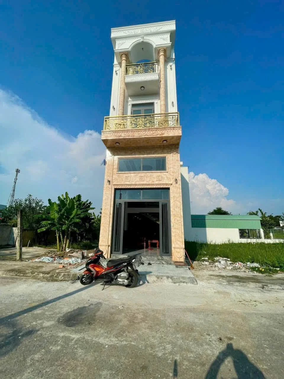 Bán nhà 1 trệt 3 lầu 4PN 60m2 KDC Thanh Yến, Phường 3, Tân An, Long An - Ảnh 1