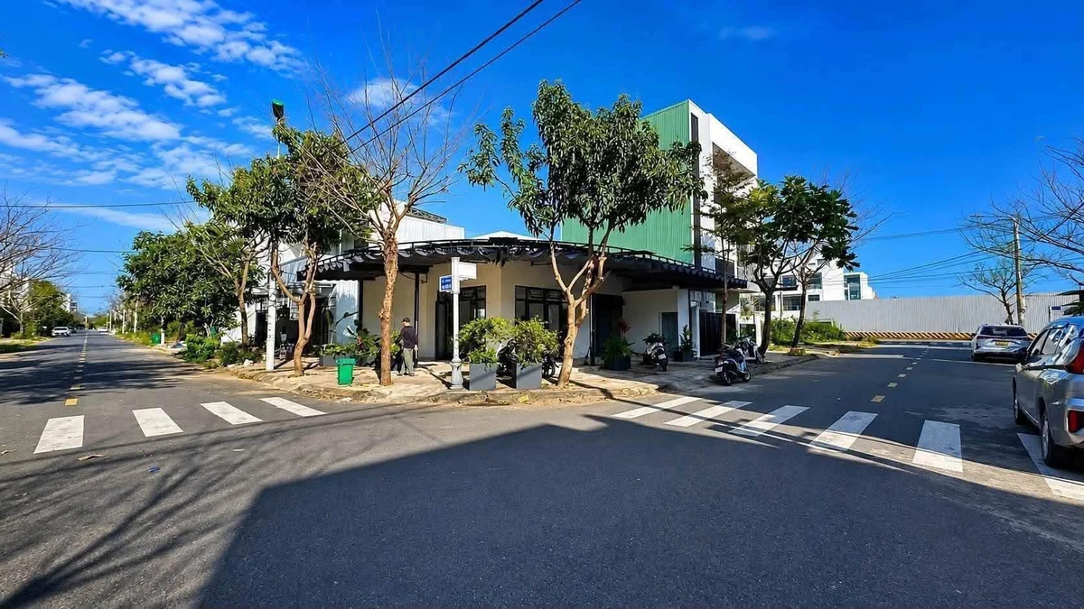 Bán nhà 3 tầng lô góc mặt tiền Hóa Xuân 168m² - Ảnh thu nhỏ 2