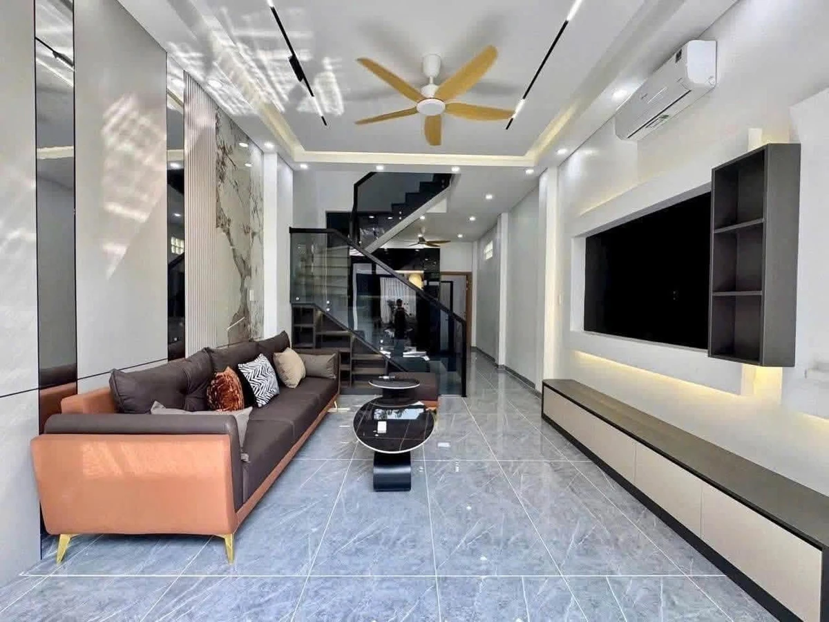 Bán nhà phố Phước Tân 140m2 4PN, giá 700 triệu - Ảnh thu nhỏ 3