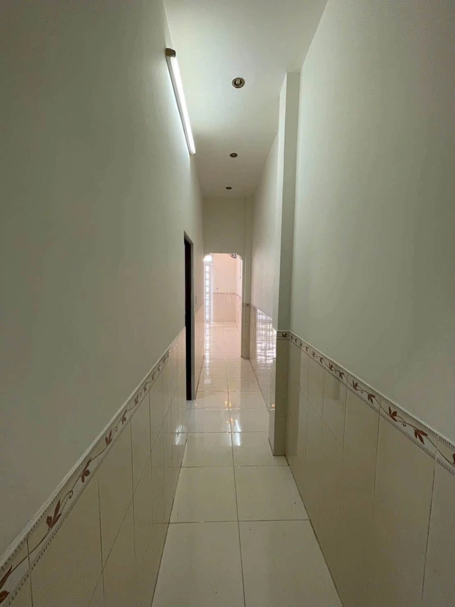 Bán nhà cấp 4 hẻm Nguyễn Duy Trinh 100m2, 2PN, P. Long Trường (Quận 9 cũ), giá 5,2 tỷ - Ảnh thu nhỏ 4