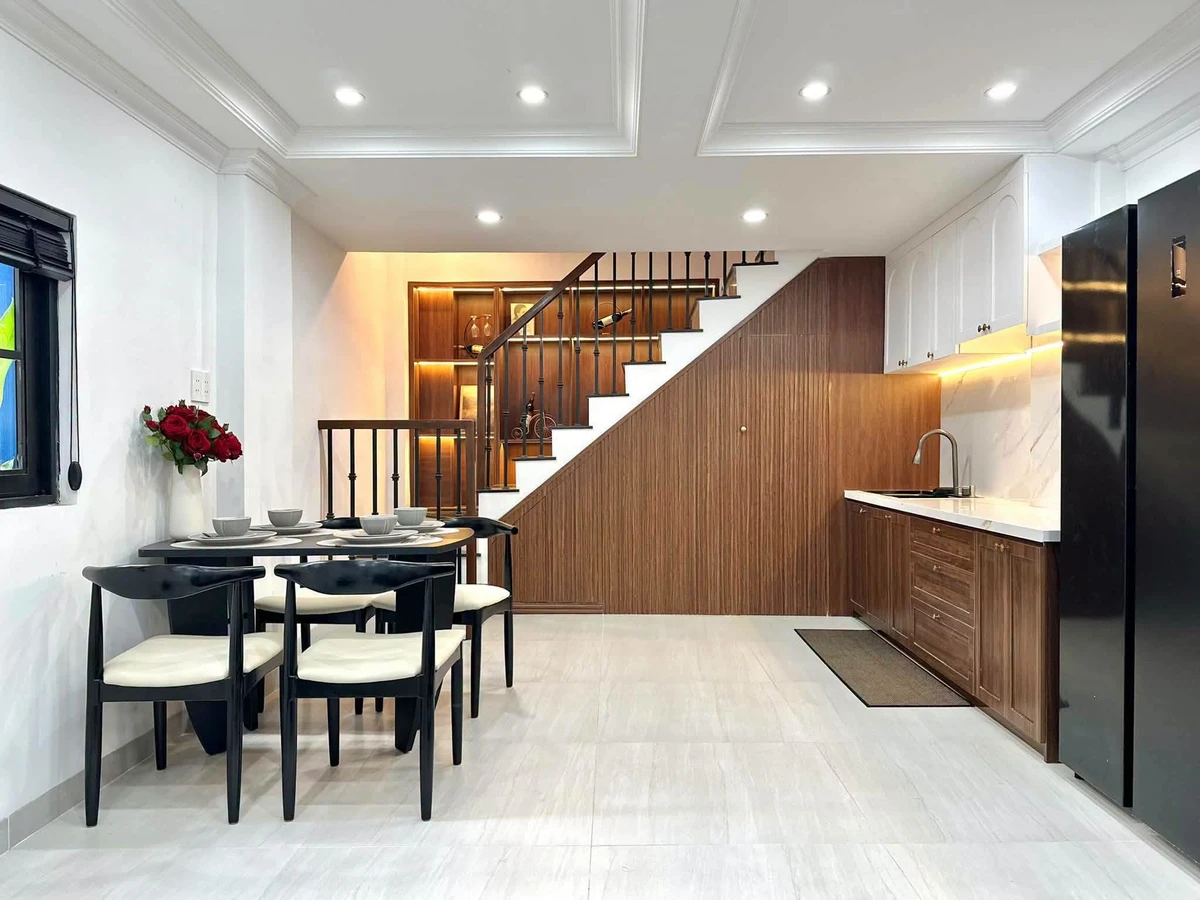 Bán nhà riêng 4x10m 3 tầng 2 phòng ngủ đường Nguyễn Thị Minh Khai, Quận 3 giá 6,88 tỷ - Ảnh thu nhỏ 4