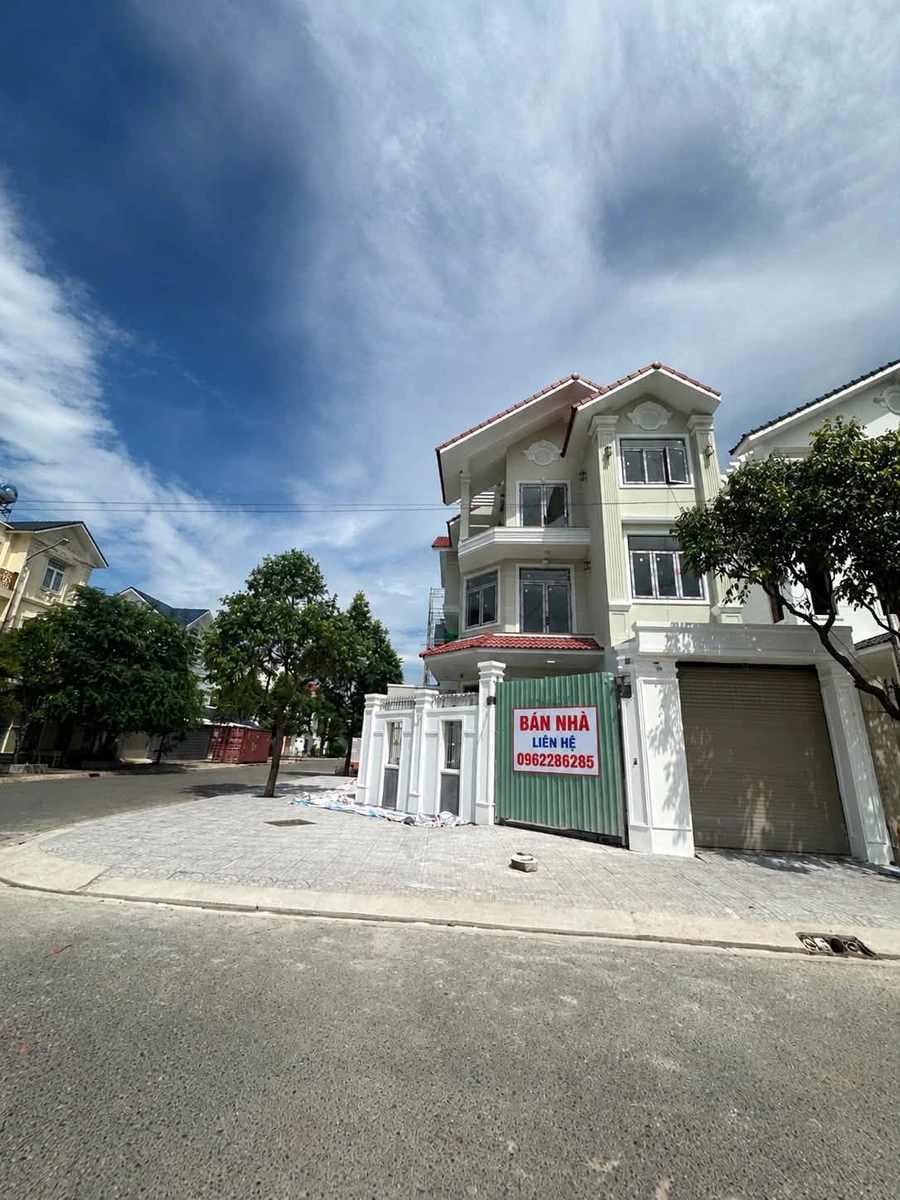 Bán biệt thự góc 2 mặt tiền 156m2 KĐT Phước Sơn, Phước Thắng, Vũng Tàu giá 16 tỷ - Ảnh thu nhỏ 3