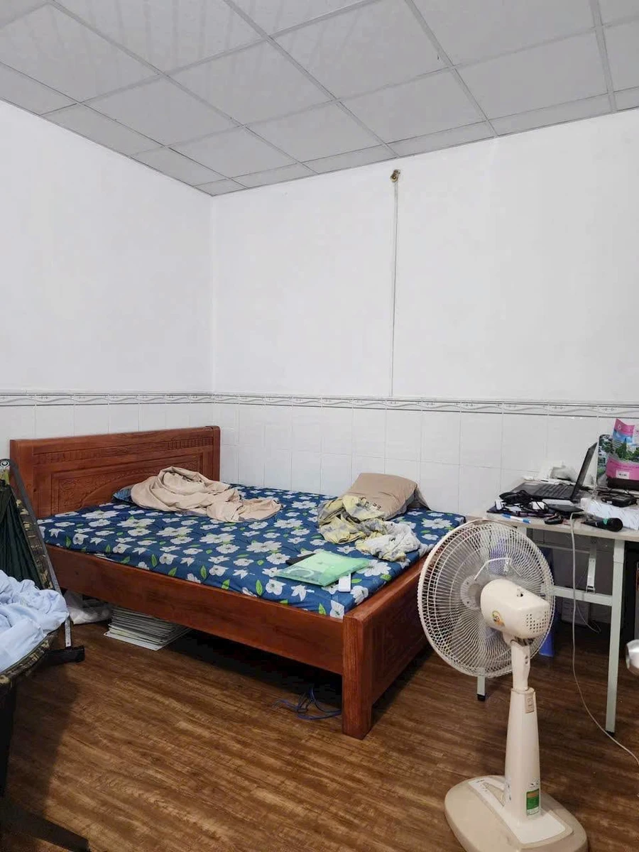 Bán nhà 2 tầng 97m2 hẻm nhựa 8m đường Dương Công Khi, Hóc Môn giá 2,35 tỷ - Ảnh thu nhỏ 3