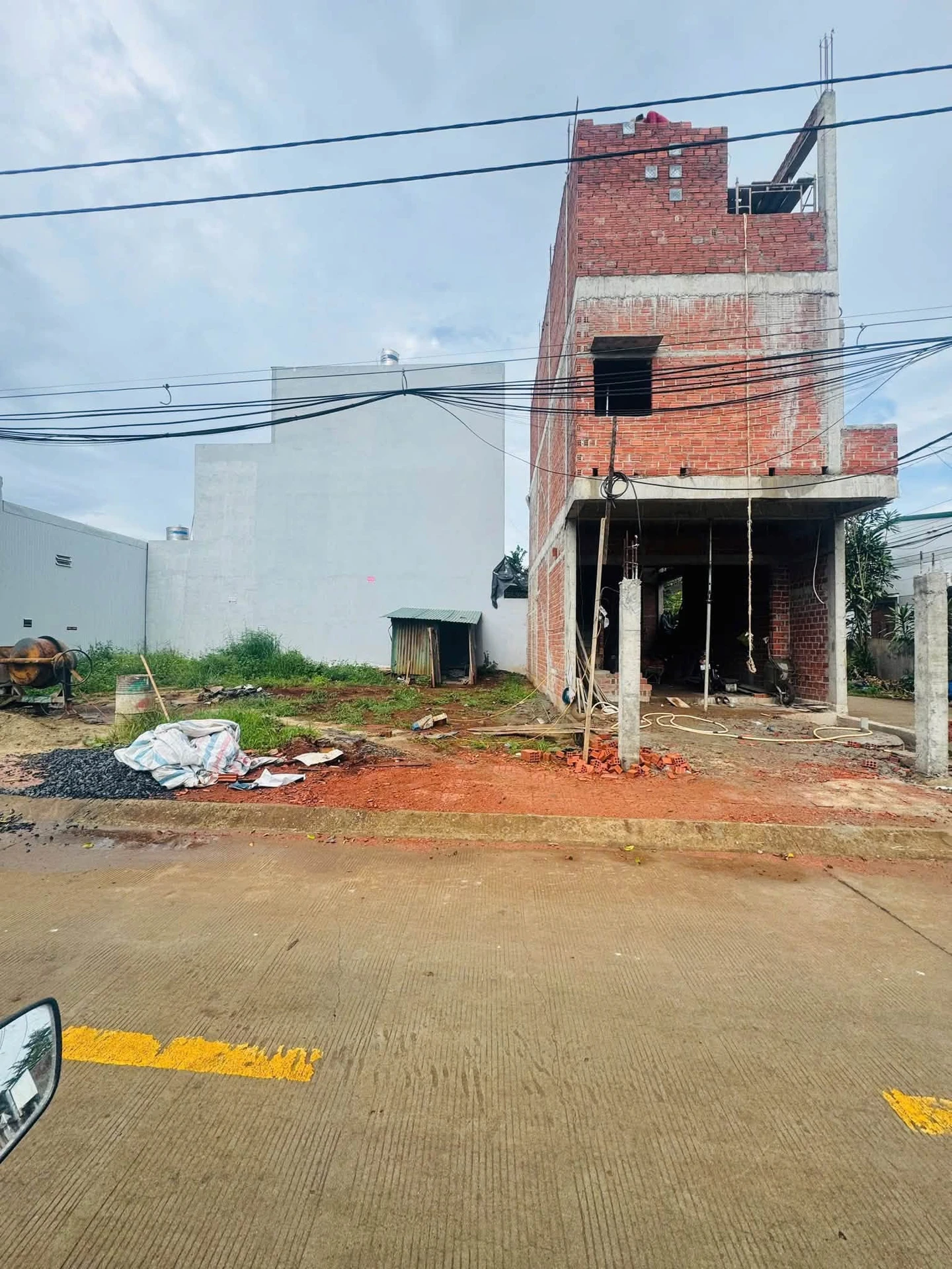 Bán đất Quận 1, 70m² giá 2.59 tỷ, Mai Thị Lựu - Ảnh 1