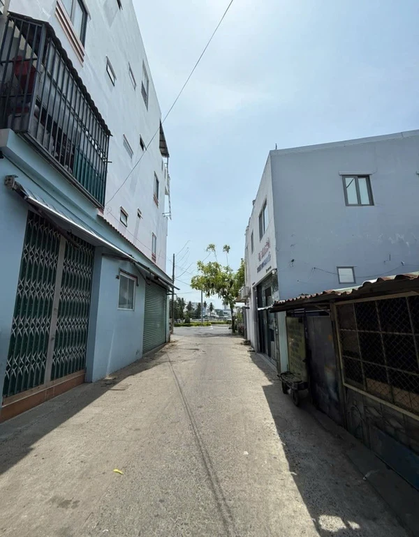 Bán nhà mặt tiền Vạn Hoà, Nha Trang, 32.9m², 3 tỷ 400 triệu