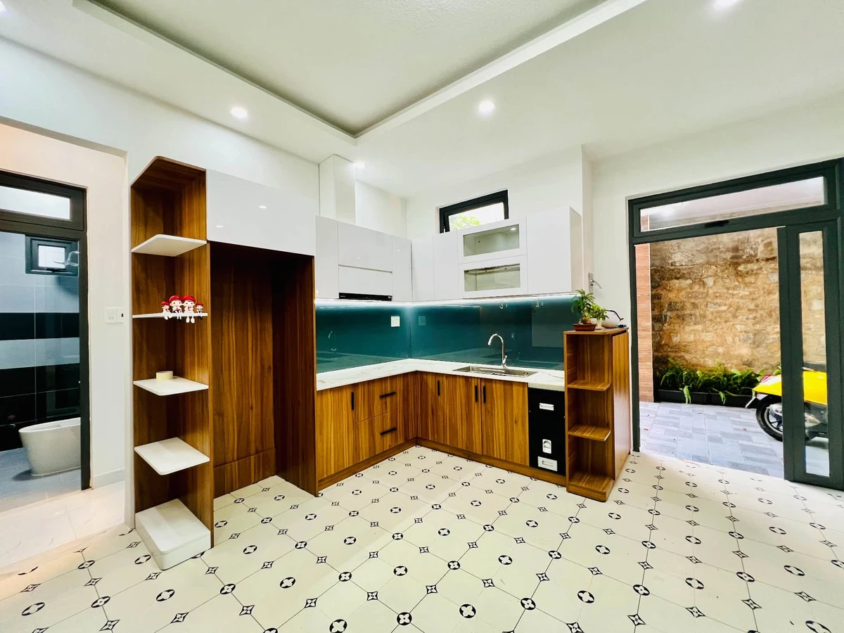 Bán 3 căn nhà mới full nội thất Ngô Thì Sỹ Đà Lạt 180m² 9 tỷ - Ảnh thu nhỏ 3