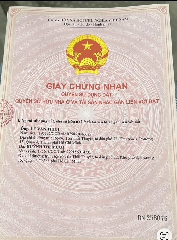 Bán nhà mặt phố Buôn Ma Thuột 200m², 3 phòng ngủ, 4.85 tỷ hannah
