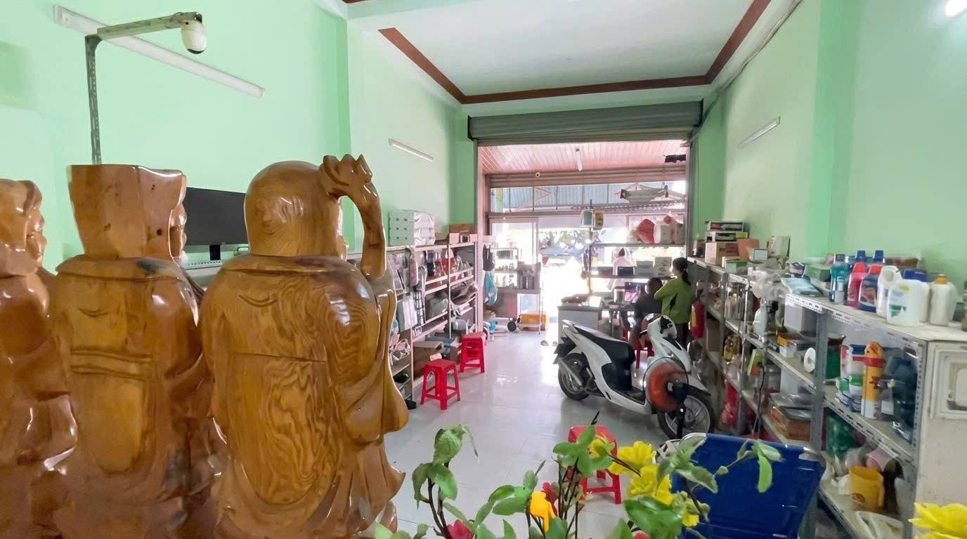 Nhà mặt tiền chợ Phú Phong Thuận An 50m2 2 PN giá 3 tỷ - Ảnh thu nhỏ 3