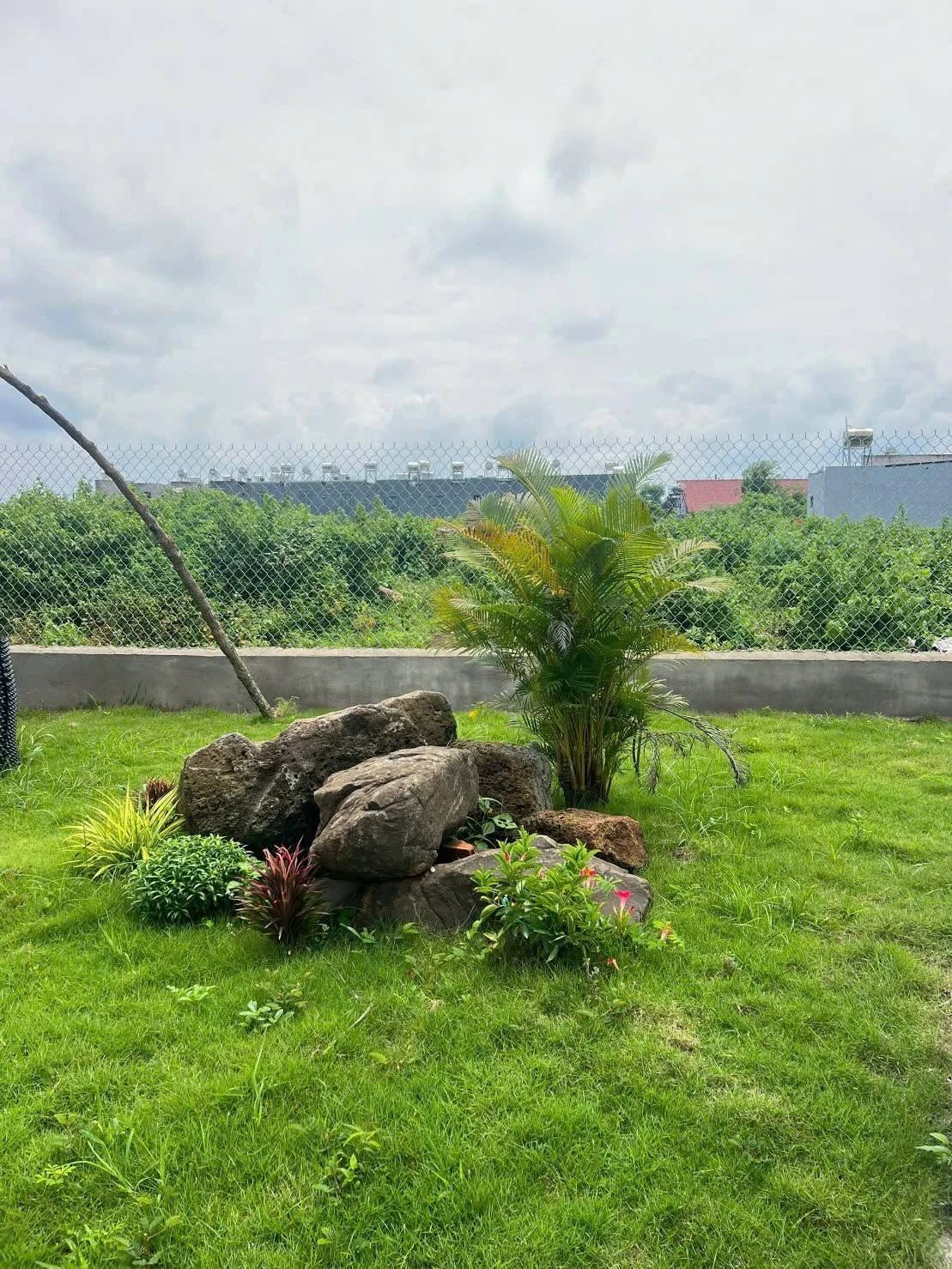 Bán đất vườn 600m2 với nhà nghỉ Bàu Trâm Long Khánh - Ảnh 1
