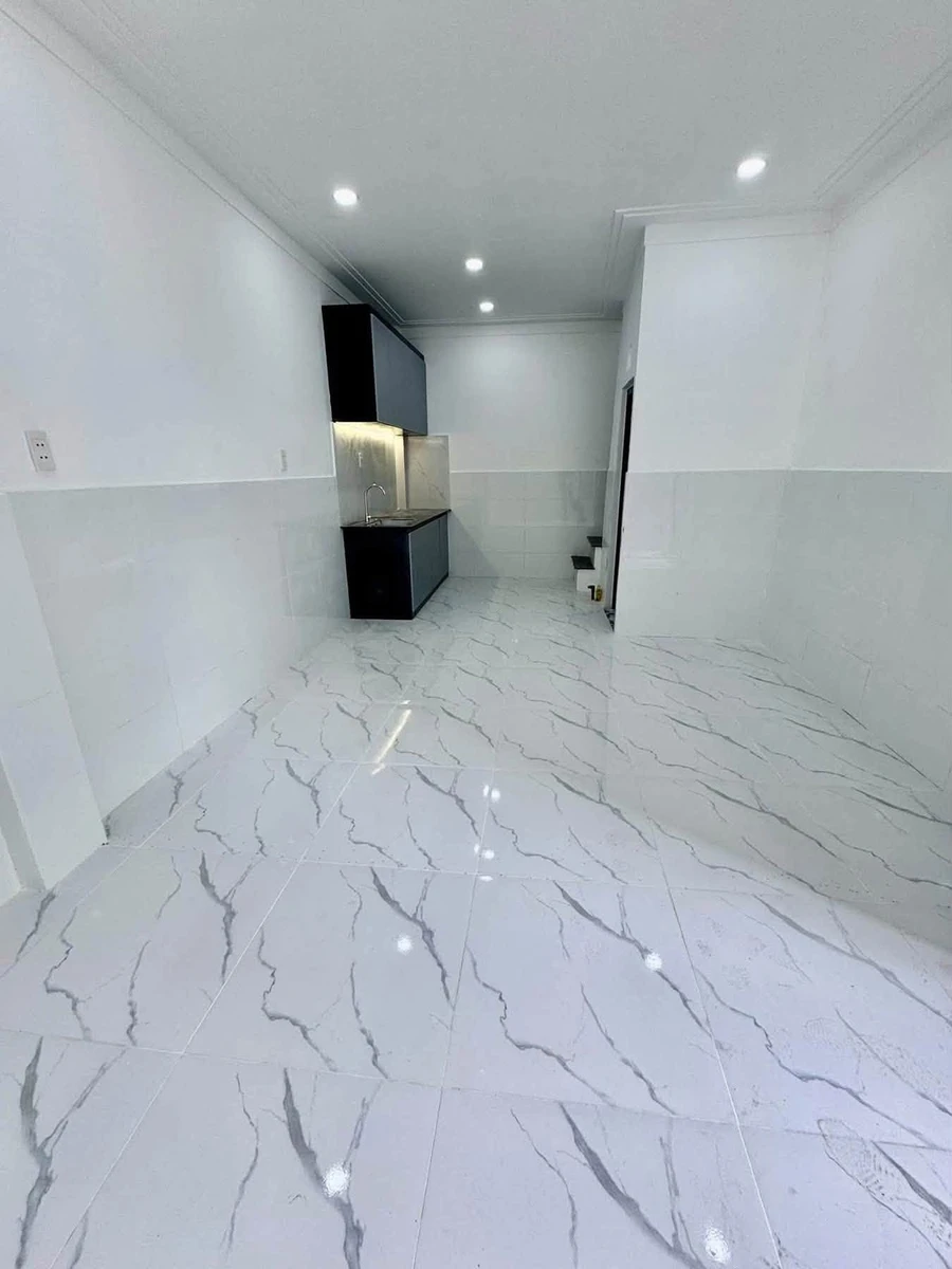 Bán nhà nhỏ 1 lầu 3,6x6m, 2PN, gần đường Đông Bắc, Tân Chánh Hiệp, Quận 12, giá 860 triệu - Ảnh thu nhỏ 2