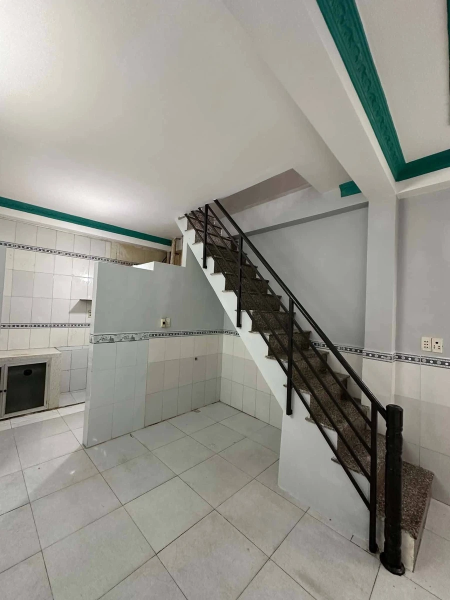Bán nhà hẻm trệt lầu 32m2 Phường Chánh Hưng Quận 8, giá 3,15 tỷ - Ảnh thu nhỏ 2