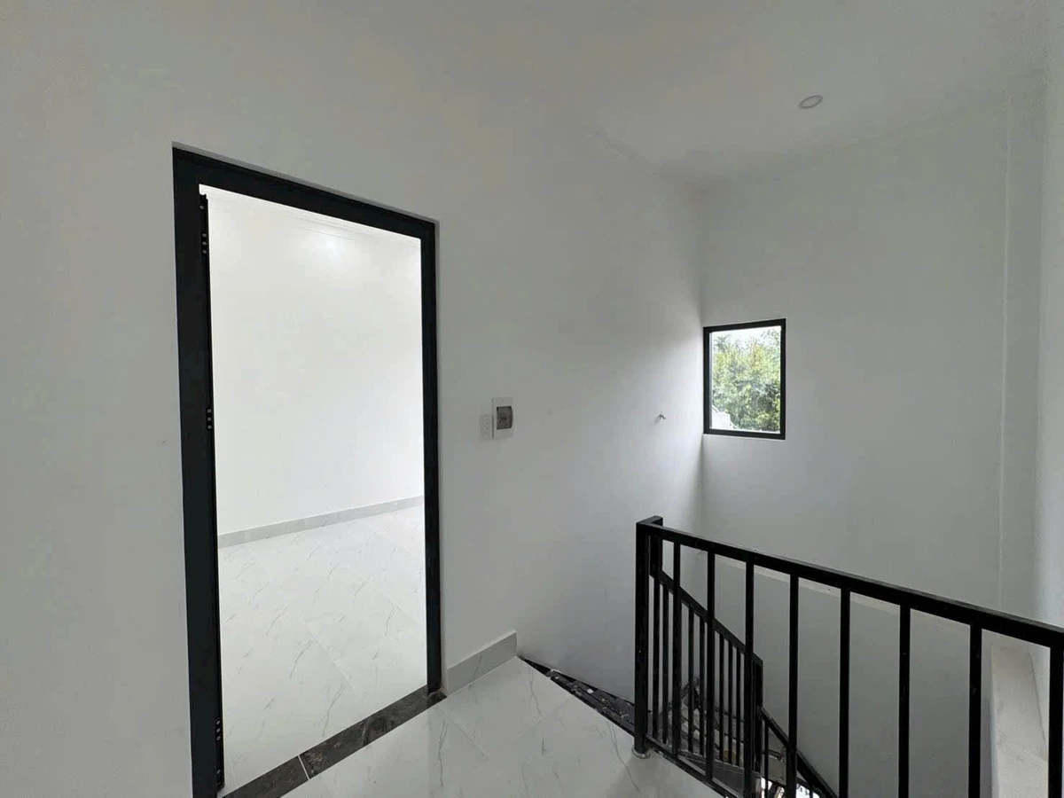 Bán nhà 1 trệt 1 lầu 3PN 56m2 Phường 8 Vĩnh Long 1,1 tỷ - Ảnh thu nhỏ 3