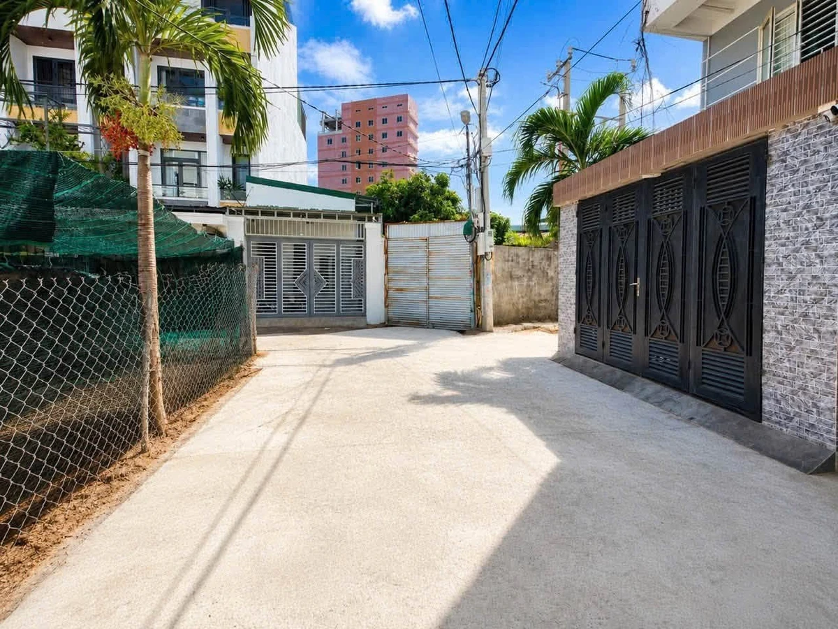 Bán lô đất hẻm oto 97,7m2 gần biển Hòn Chồng, Nha Trang - Ảnh thu nhỏ 2