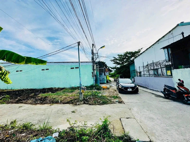 Bán đất 2 mặt tiền 148,6m² Nguyễn Xiển Nha Trang