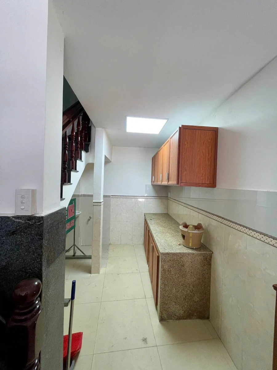 Nhà 3 tầng mặt tiền Nguyễn Nghiêm, 80 m², 6 tỷ - Ảnh thu nhỏ 3